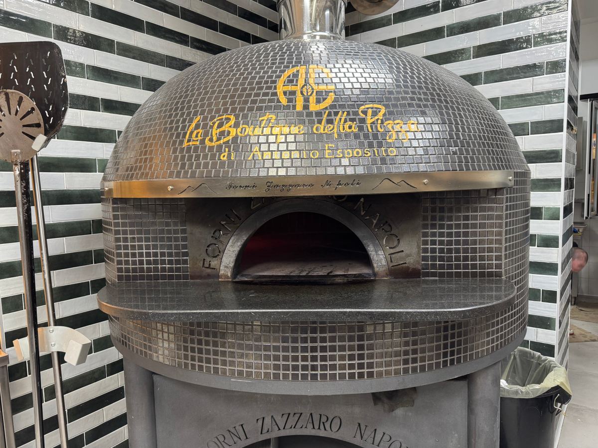 Le four de La Boutique della Pizza di Antonio Esposito