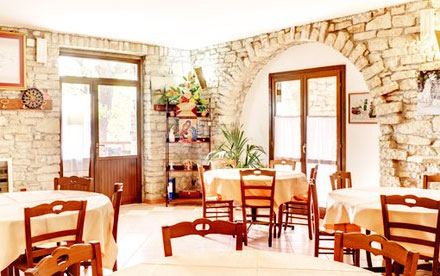 Agriturismo Giacomo Alberione a Roccavivara immerso nel verde