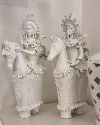 Cerámicas artesanales tradicionales de Ceramiche Arces en Grottaglie