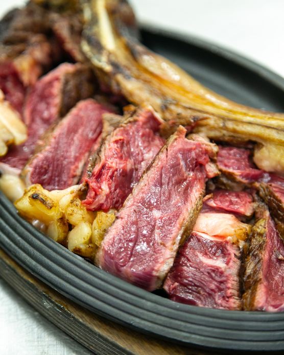 Bistecca alla griglia di The Farm Agripub