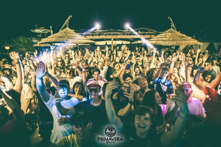 Beach Party con DJ set al Bagno Primavera Beach