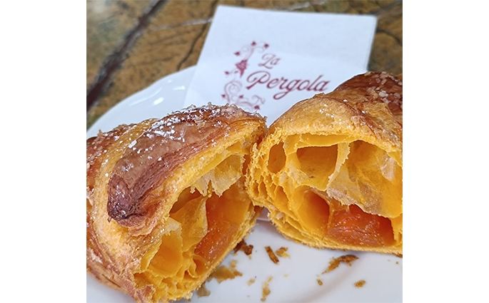 LA PERGOLA Bar Pasticceria Gelateria