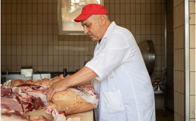 RISTOMACELLERIA IL VECCHIO CASALE DA LIBERATI DA 150 ANNI NEL SETTORE DELLE CARNI