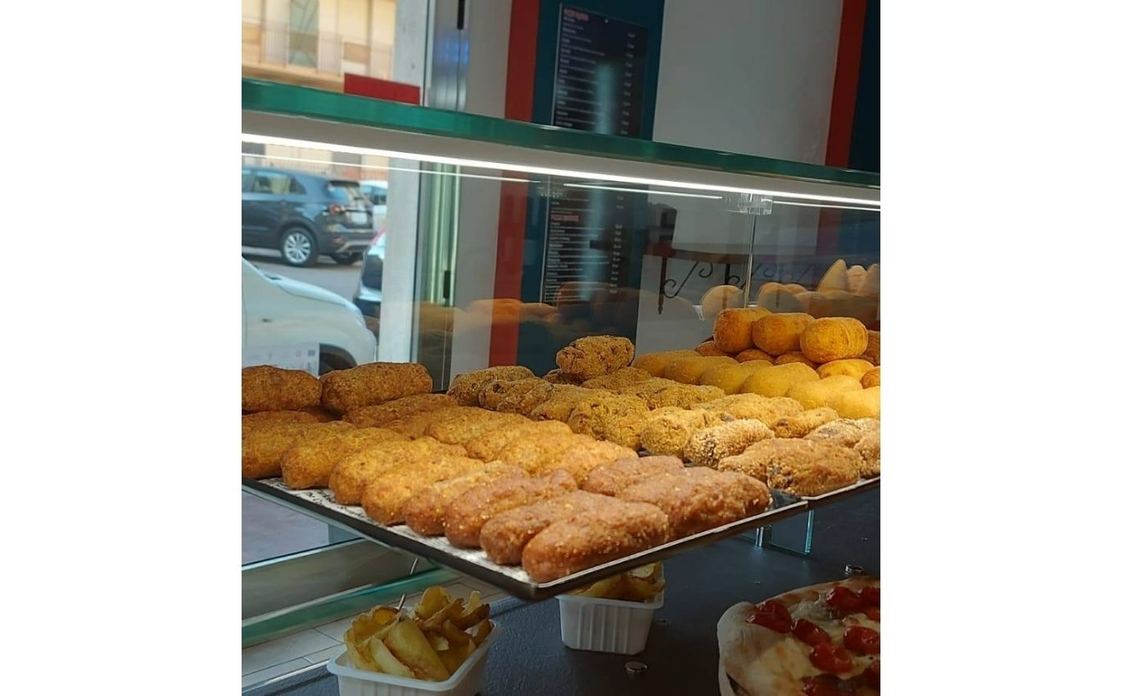 L'ANGOLO DELLA PIZZA