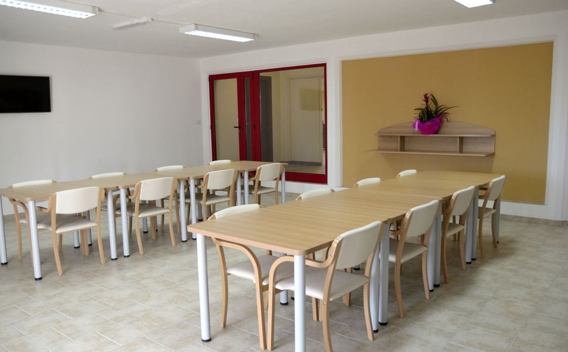 CENTRI RESIDENZIALI PER ANZIANI SERVIZI E STRUTTURE