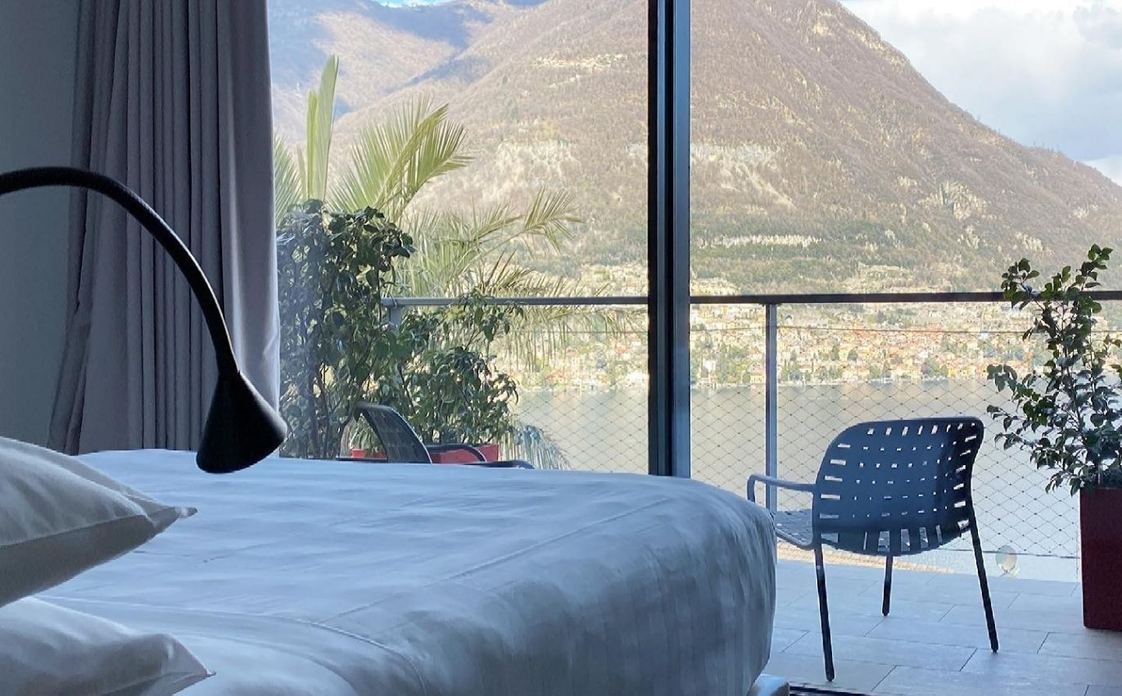 HOTEL LAGO