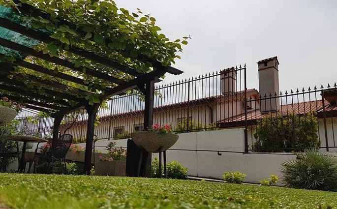 Residenza per anziani - VILLA IRIS - di PATRIZIA GANGALE E NICOLE GALLINUCCI