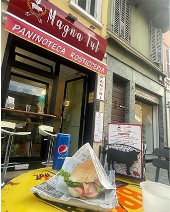 MAGNA TUT Paninoteca - Rosticceria
