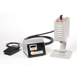 Dosatore hot melt IGP85 prodotto da Intercoll Gluing Technologies