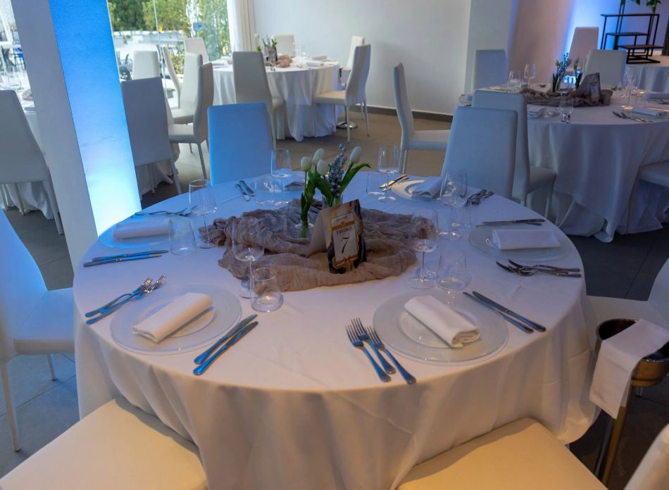 Truth Event & Restaurant