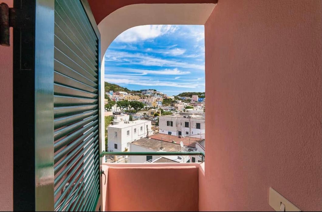 ALBERGO RISTORANTE LE QUERCE Ponza
