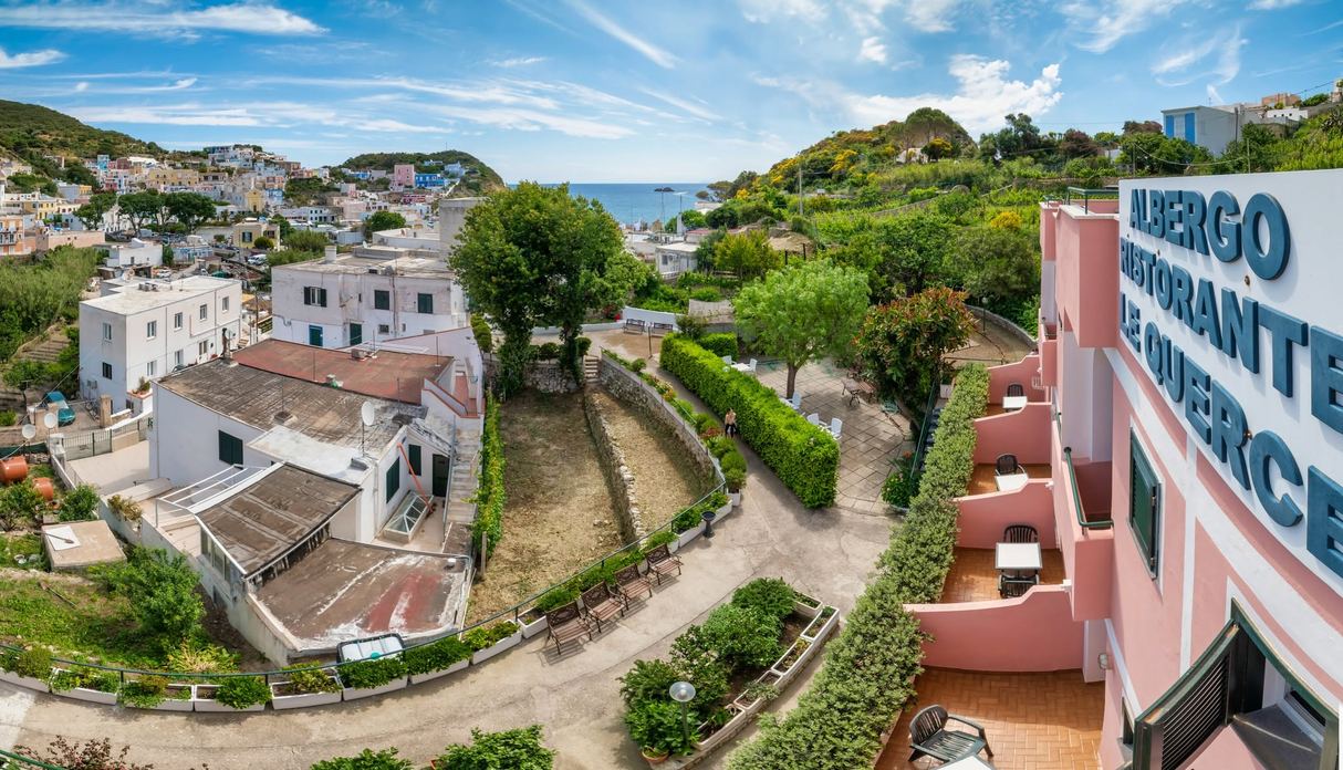 ALBERGO RISTORANTE LE QUERCE Ponza