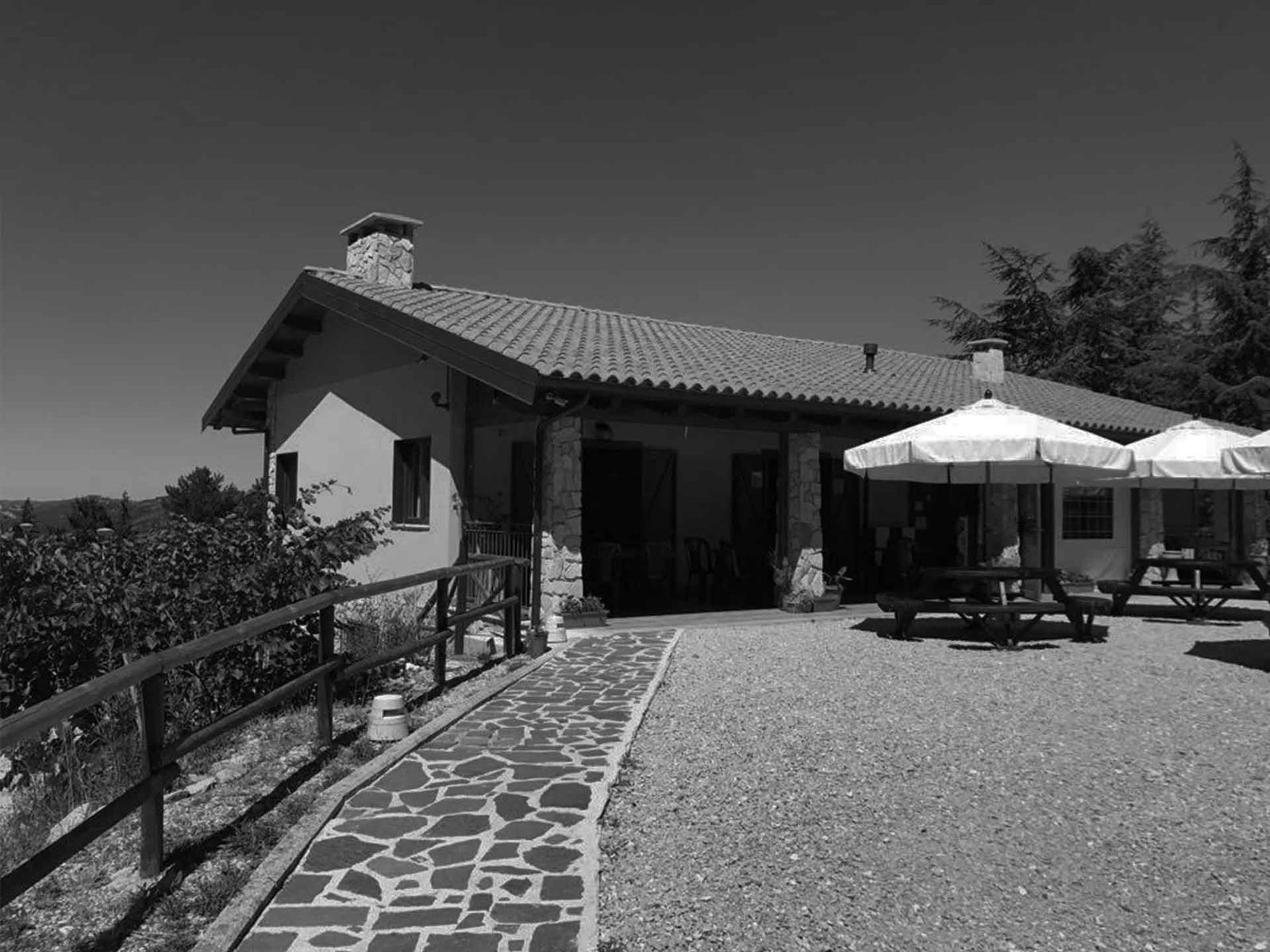 Il ristorante La Terrazza di San Guido visto dall'esterno