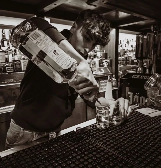 LORD NELSON - Cocktail Disco Bar