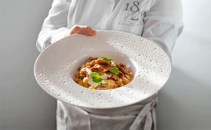 18/20 CUCINA & CANTINA