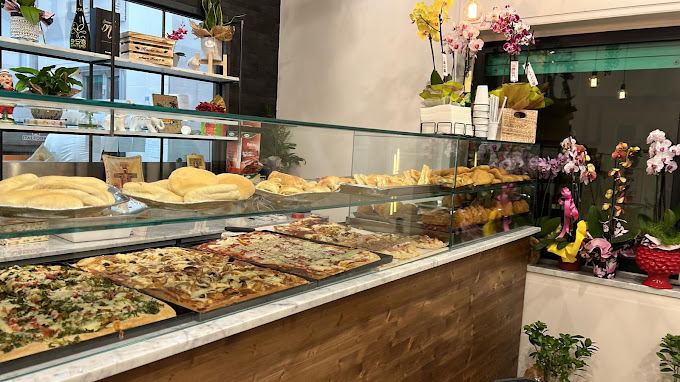 NIKEDO PIZZERIA ROSTICCERIA