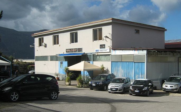 Officina Barbera 1° in Sicilia per Verniciatura a Polvere