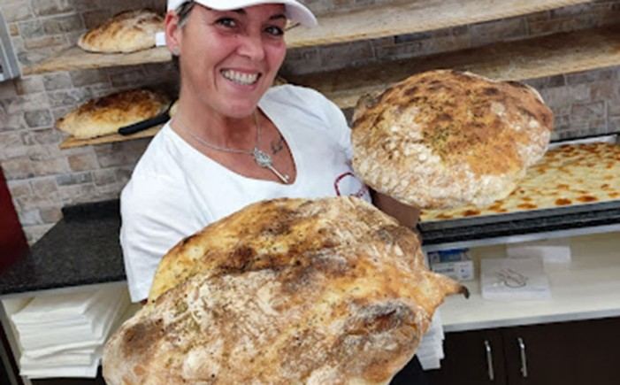LA PUCCERIA DI MARY E VITO condivide questo riconoscimento con i suoi meravigliosi clienti