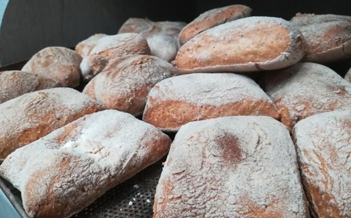 LA PUCCERIA DI MARY E VITO condivide questo riconoscimento con i suoi meravigliosi clienti