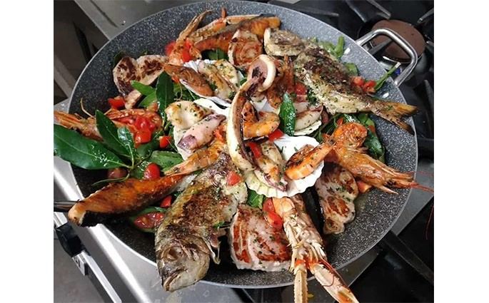 VECCHIA FORNACE Ristorante Specialità Di Pesce • Pizzeria