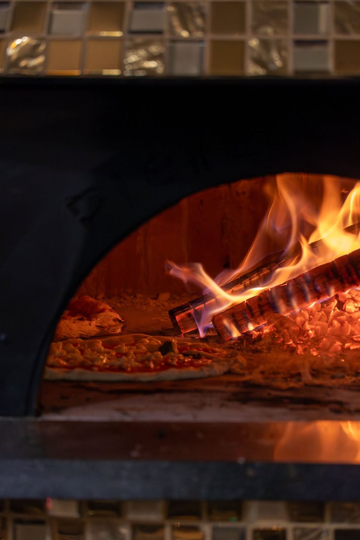 UE UE DI SALVATORE SCHIAVONE & C. S.A.S.