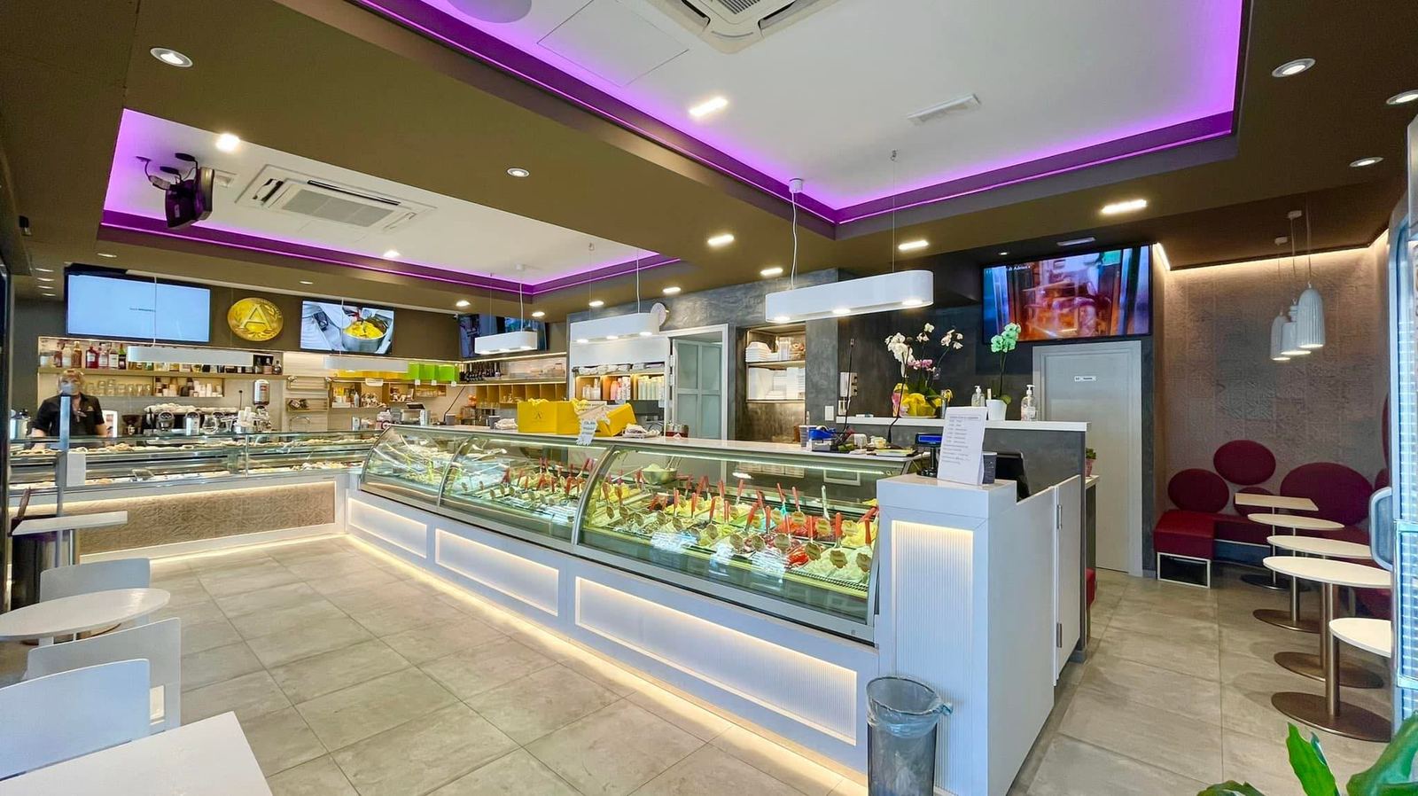 Adrian'S Casa Del Gelato