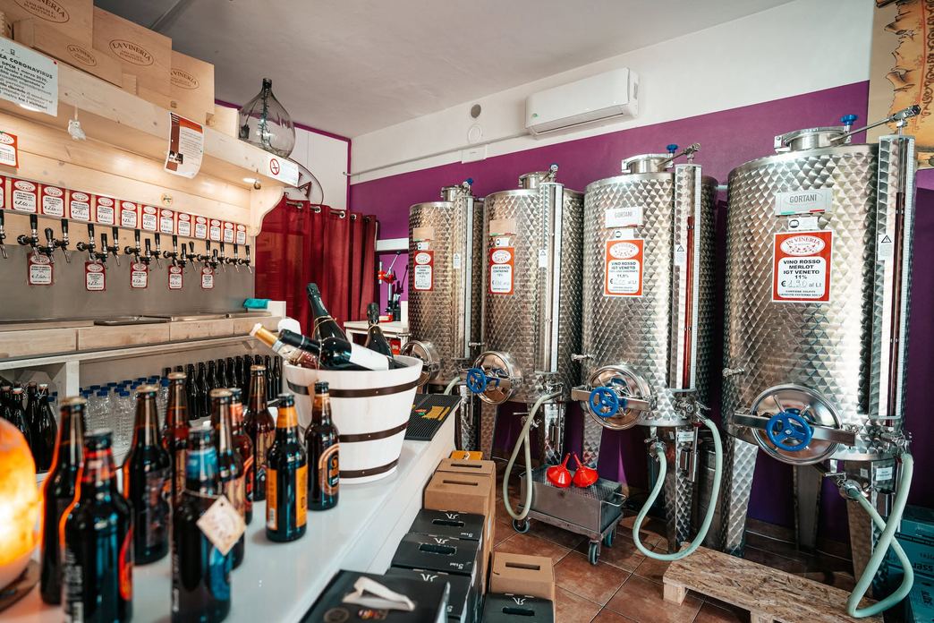 IN VINERIA DA RENATO