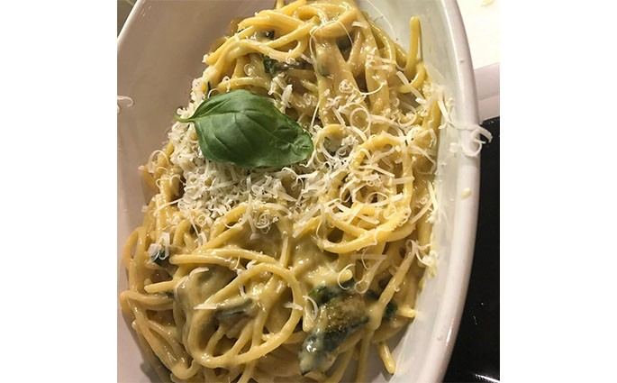 Trattoria & Pizzeria - Piazzetta Sant'Anna - DAL PAVAROTTI DEL GUSTO