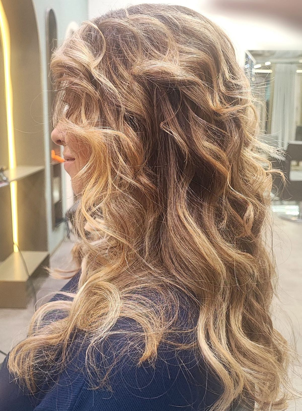 VENICA HAIR STUDIO