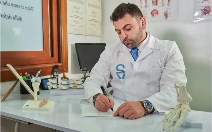 Dott. Stefano Viglione Chirurgo Ortopedico